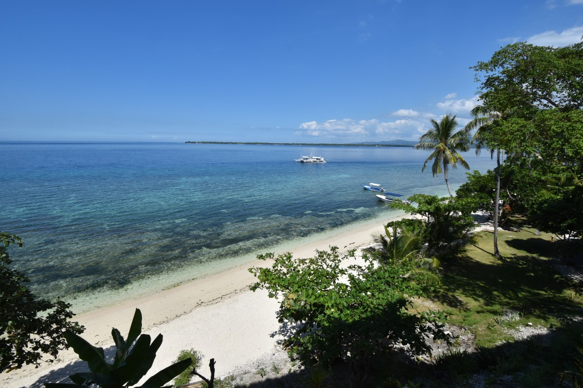 Strand auf Cabilao Island