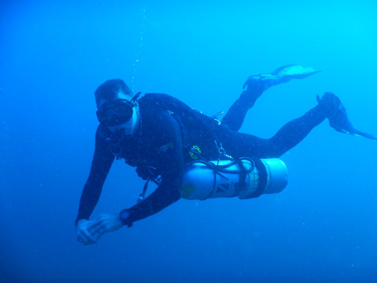 Chris Mayer Sidemount Diver